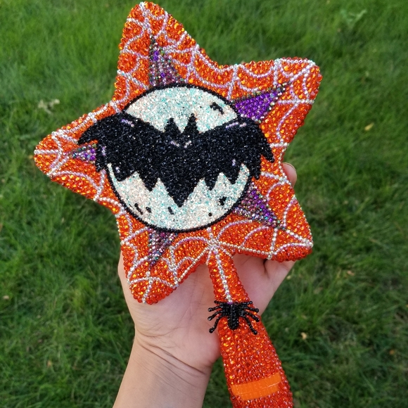 🆕️Jeffree Star, Custom Glow Web Halloween Mirror - Picture 5 of 16